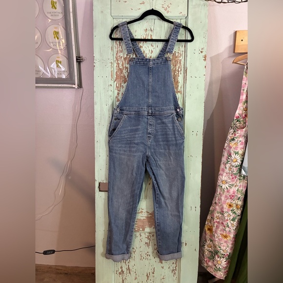 GAP Pants - GAP Blue Denim straight leg overalls
